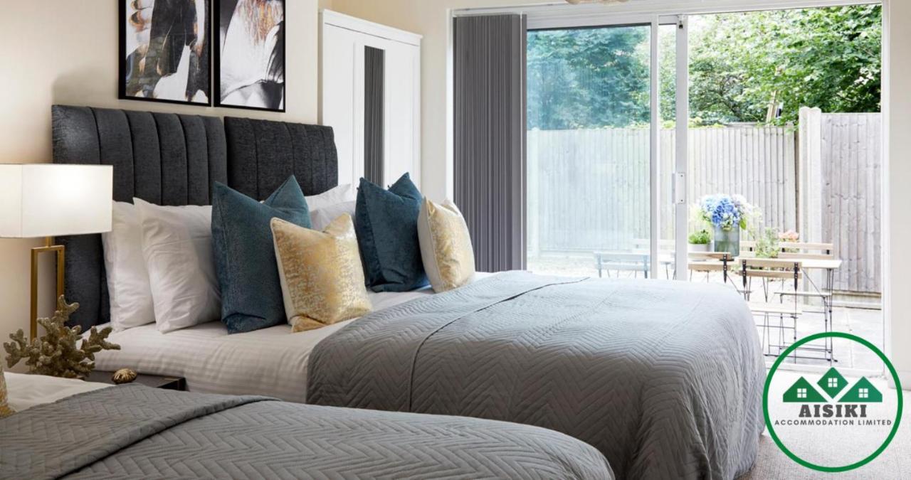 Aisiki Living Alexandra: Spacious 2-Bedroom with Free Wi-Fi & Parking Watford  Exterior photo